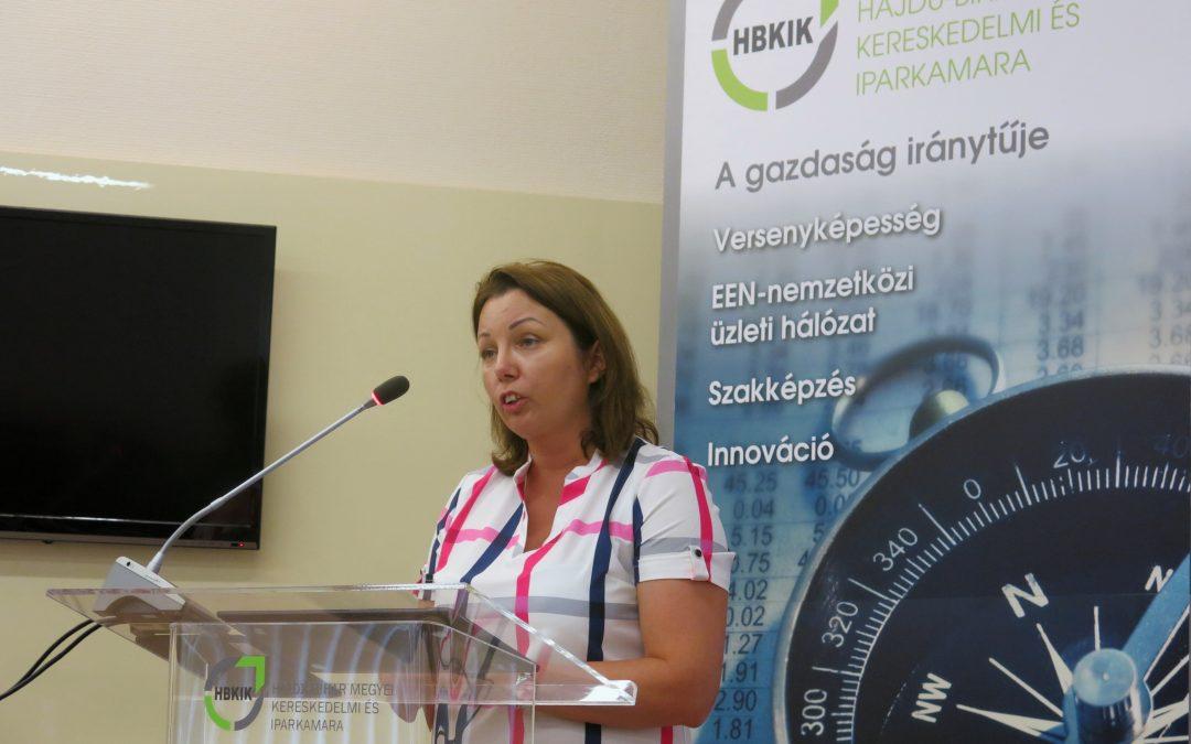 Webináriumot tartott a Kamara az Online Számla, a társadalombiztosítás és az Egyéni Vállalkozói Nyilvántartás témakörben