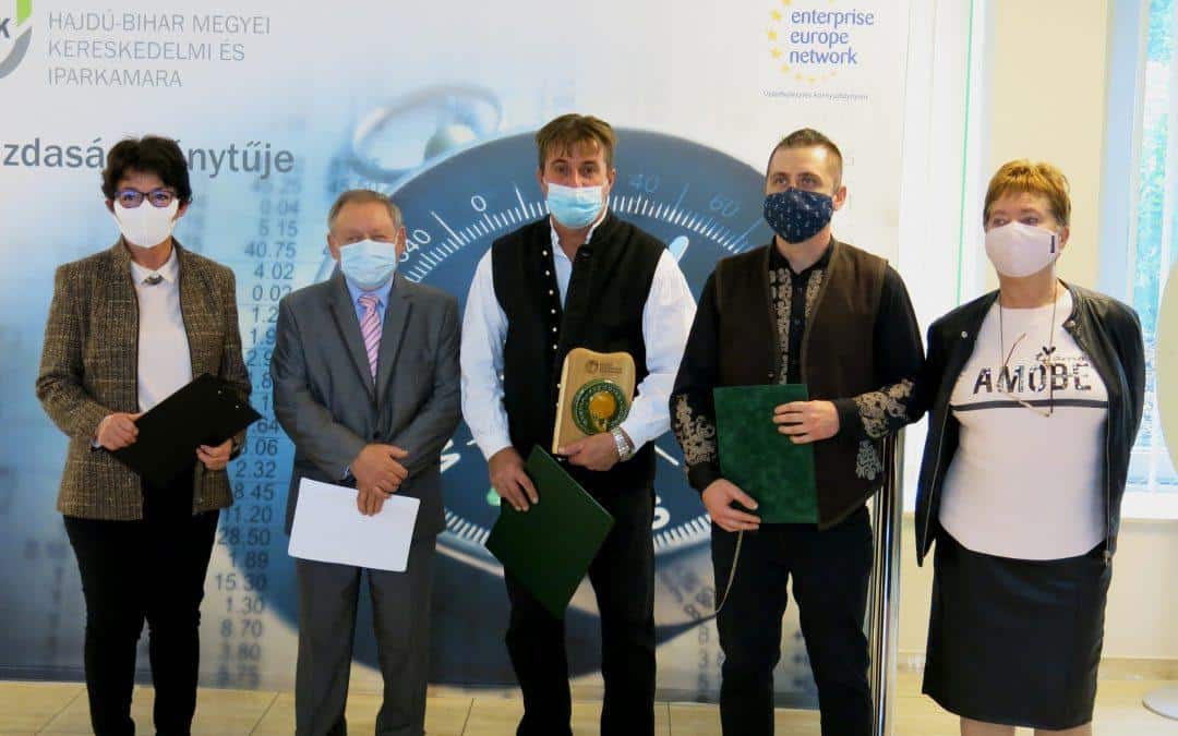 Remek kézművesek remekművei