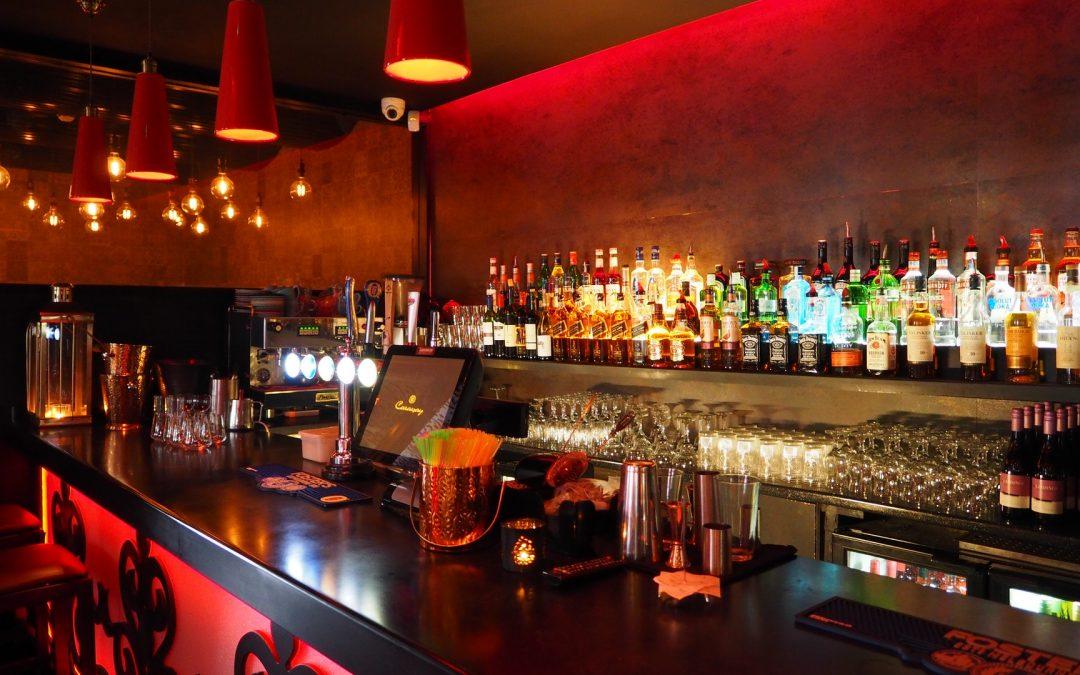 Bezárják a szórakozóhelyeket