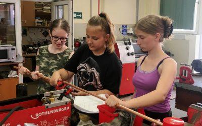 Gőzerővel startolt a Kamara pályaorientációs nyári tábora