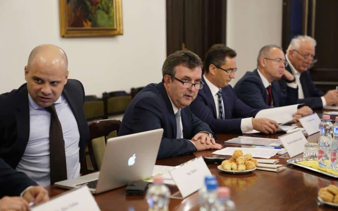 Fejlesztésekről tárgyalt Debrecenben Palkovics László