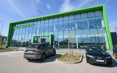 Sensirion and the International School of Debrecen have signed a cooperation agreement