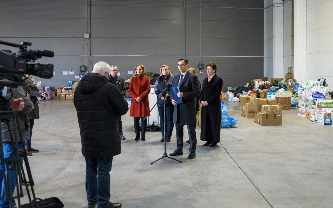 Humanitárius összefogás az ukrajnai és kárpátaljai menekültek megsegítésére Debrecenben