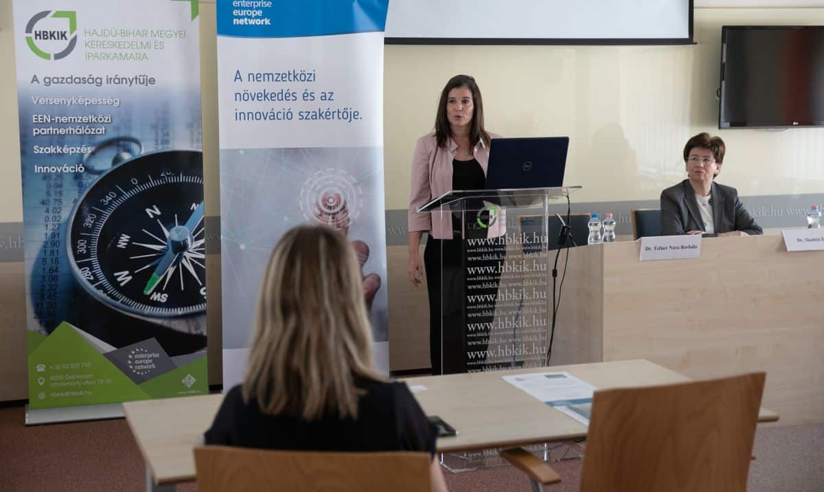 business meeting 5a21939198020700365c1e3f 5b798f9046e0fb0050056402