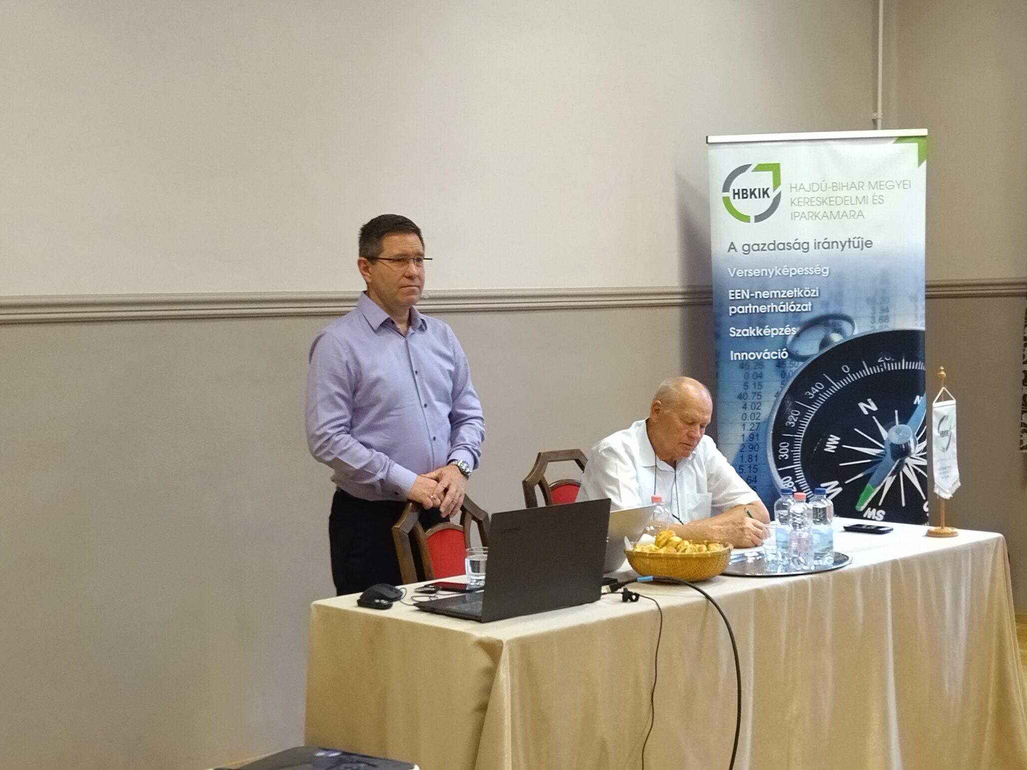 hajdúnánás kata fórum