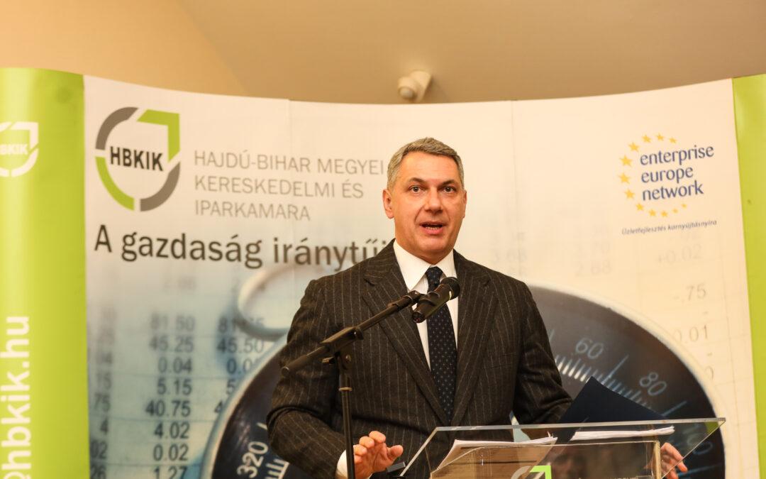 „Most a vidéknek kell jönni…!”- Gazdasági Fórum Lázár Jánossal