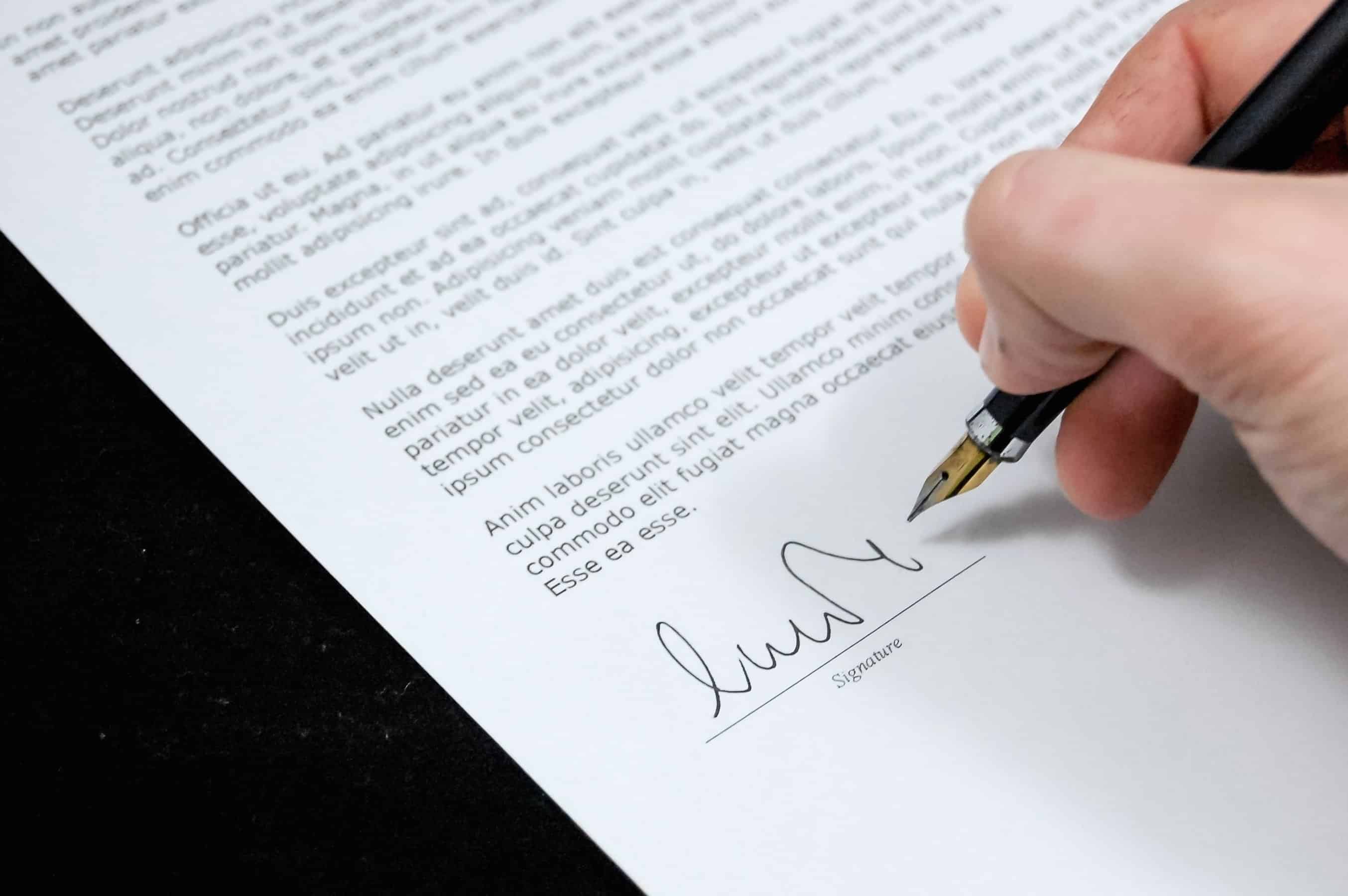 photo of people doing hand shake 3740400