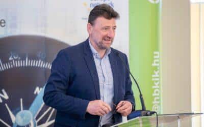 250 milliárd forintot fizettek ki a zsarolóknak