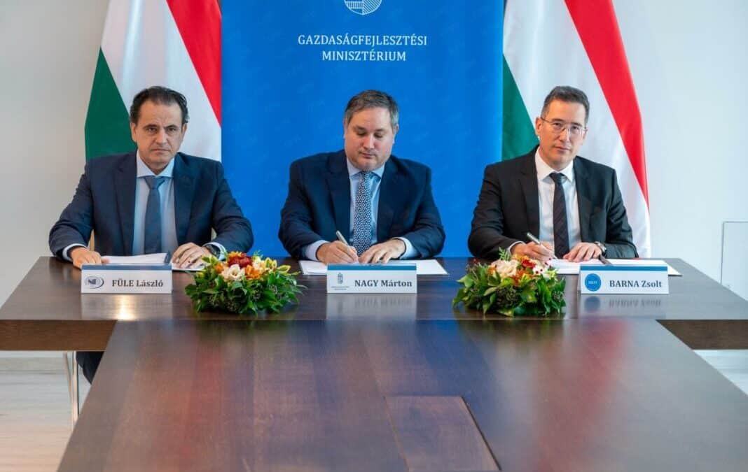 Megállapodást kötött a kormány a fuvarozókkal