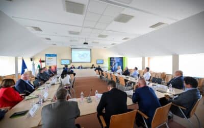 Szűk körű egyeztetésen járt Navracsics miniszter Debrecenben