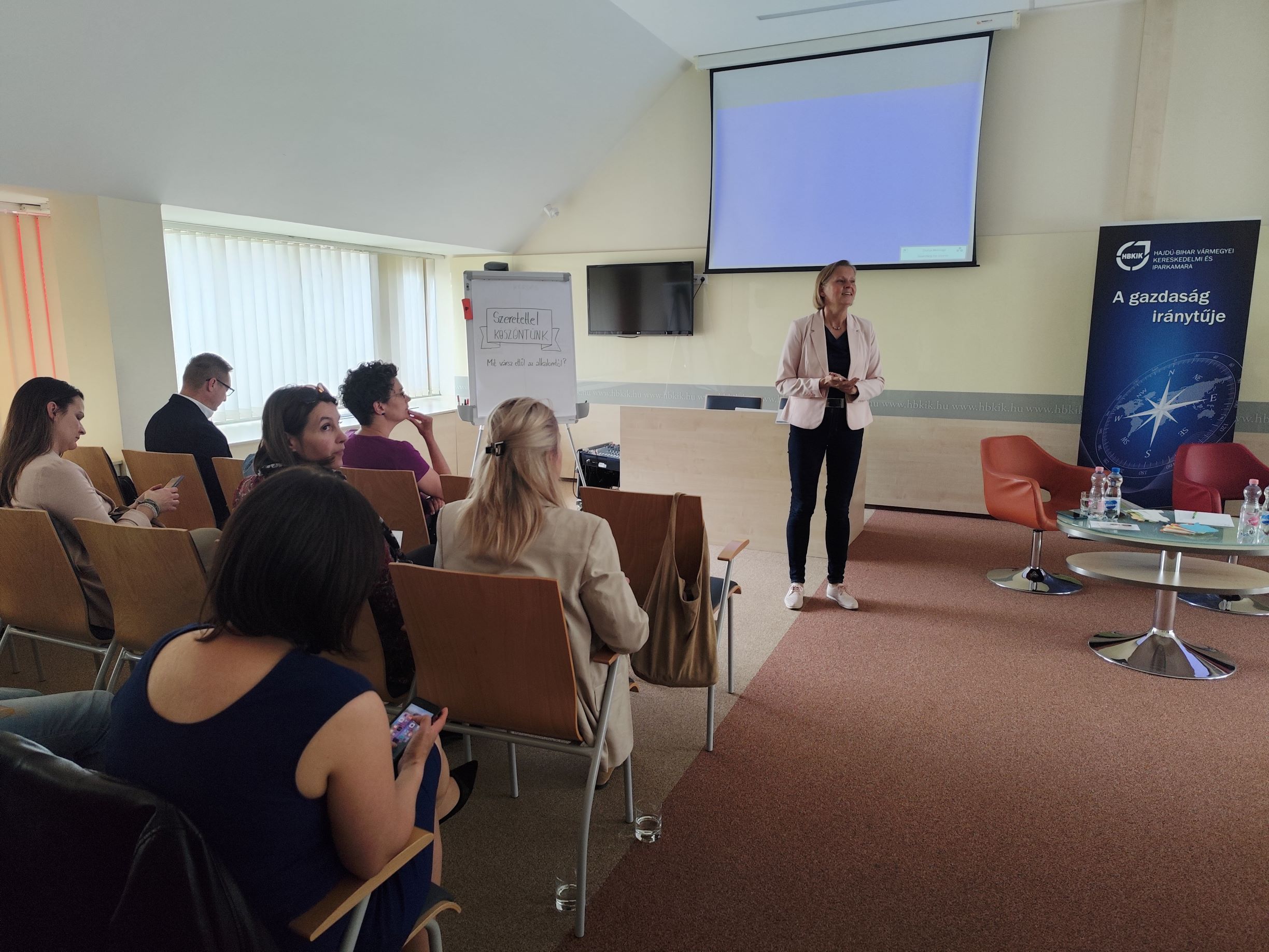 HBKIK_székház_épület