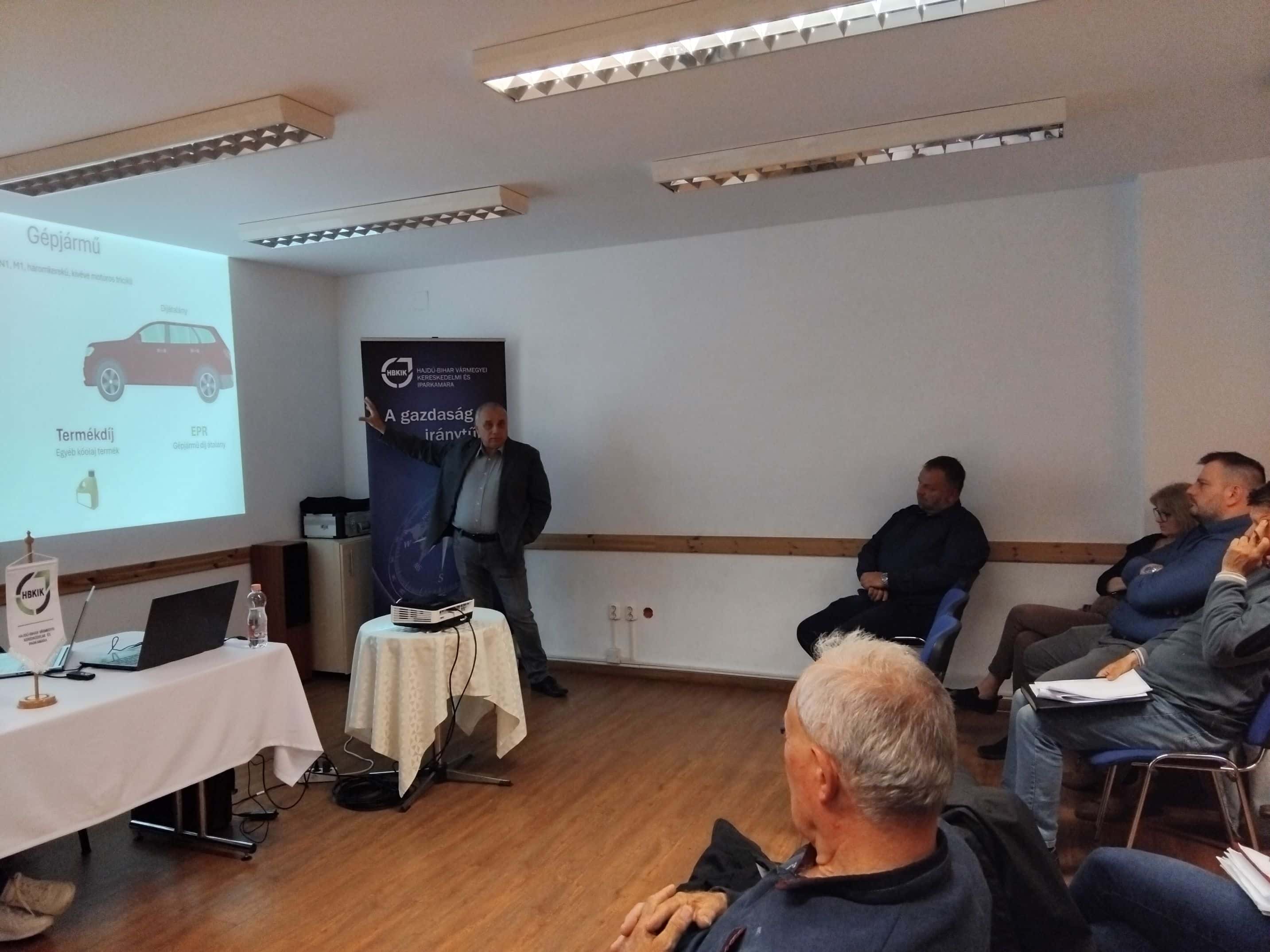 HBKIK_székház_épület