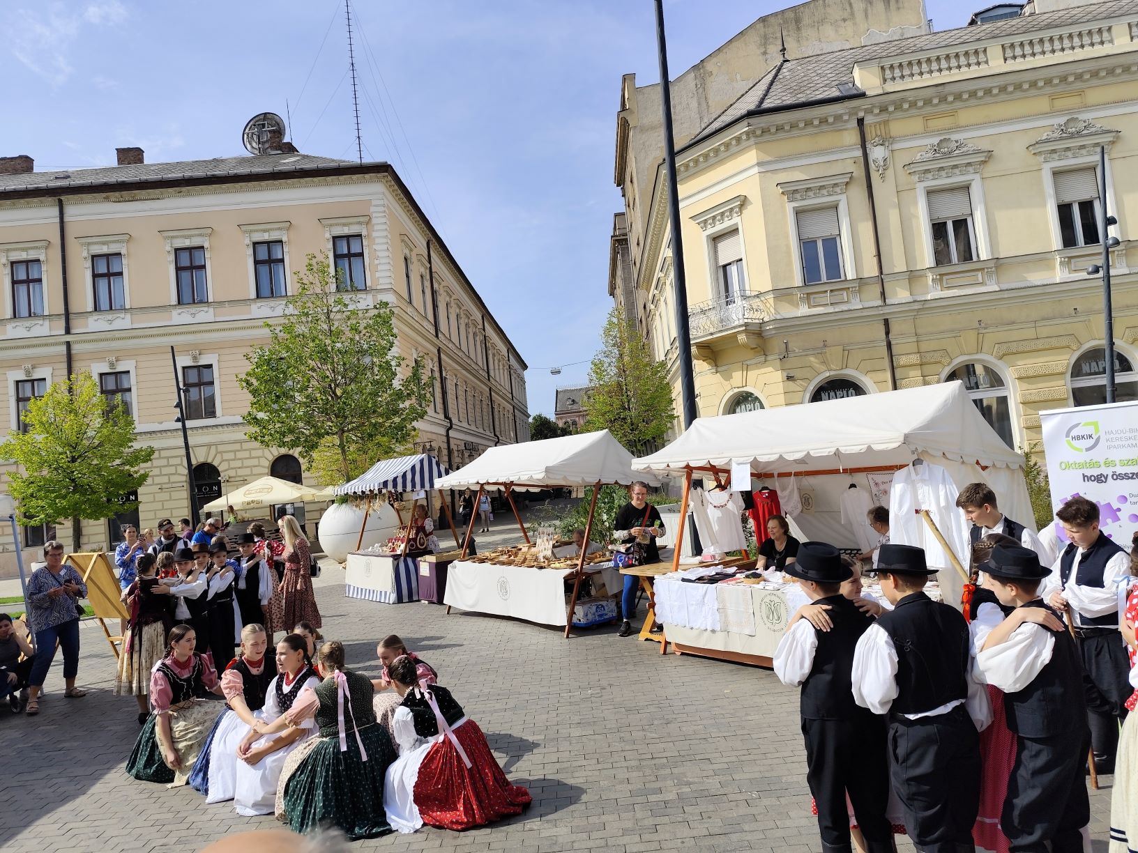 laptop numbers statistics diagram data