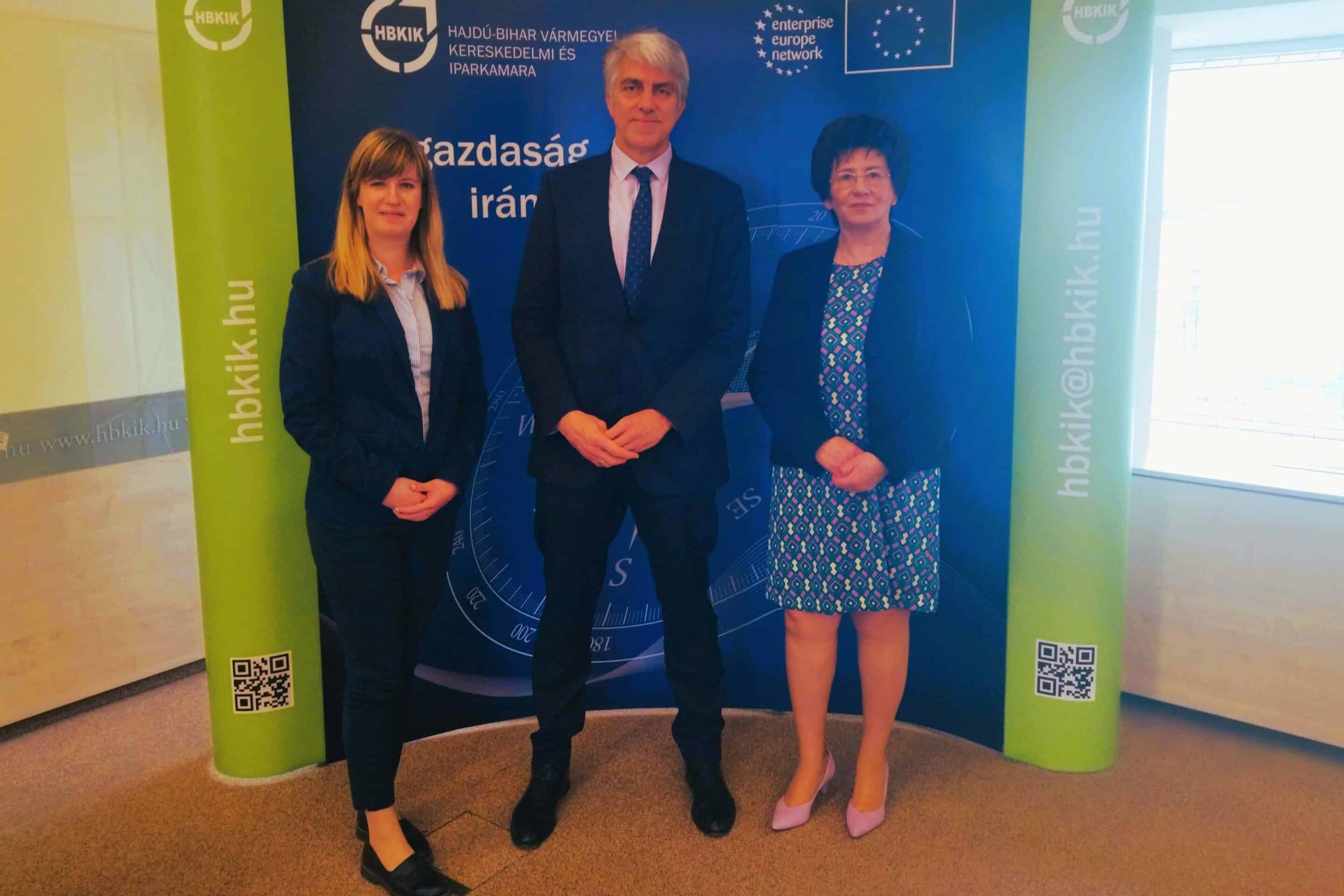 acronym bmw 1368279 960 720